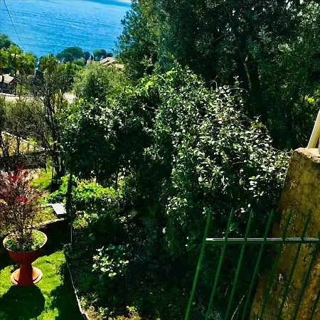 Cav Gli Ulivi Di Parcheggio Privato Gratuito Bogliasco