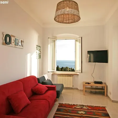 Cav Gli Ulivi Di Parcheggio Privato Gratuito Bogliasco