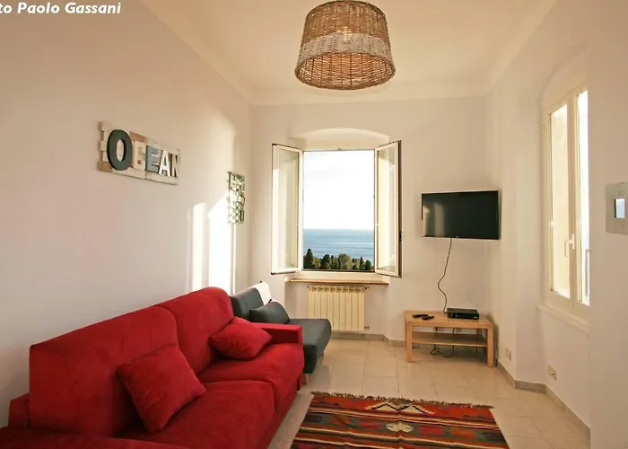 Cav Gli Ulivi Di Parcheggio Privato Gratuito Bogliasco